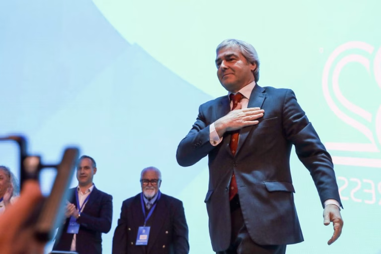 Nuno Melo diz que Portugal fez o que tinha que ser feito na Base das Lajes