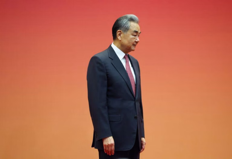 Irão: China avisa que próxima fase das negociações com EUA 