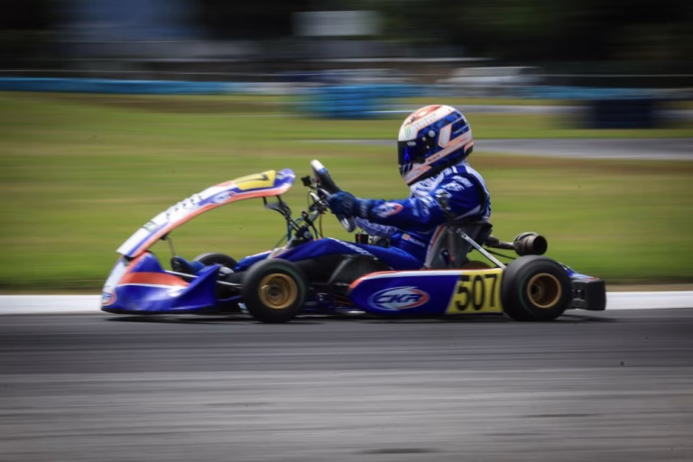 Da cadeira de rodas para o karting, Pedro Valente supera acidente e volta a fazer o que gosta
