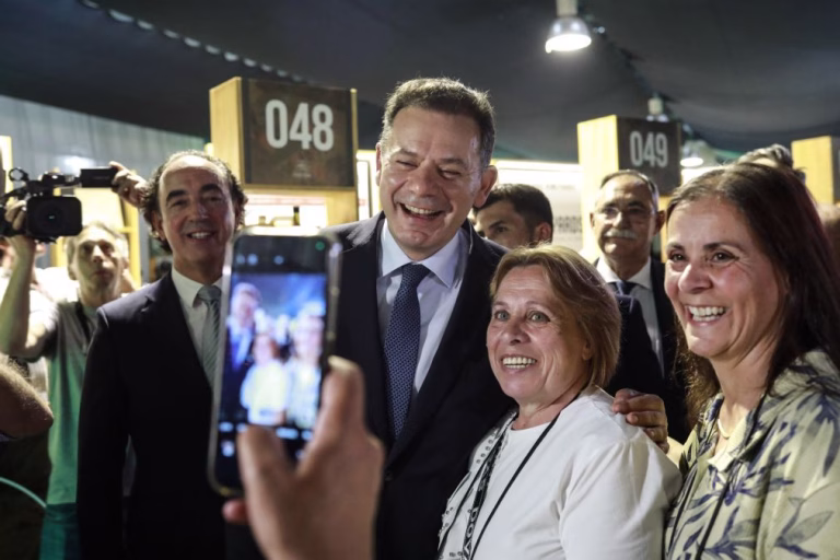 Montenegro assinala que Portugal está a crescer mais do que a média da União Europeia