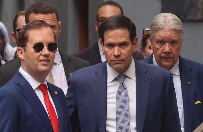 Rubio diz que Estados Unidos continuam disponíveis como mediadores na guerra da Ucrânia