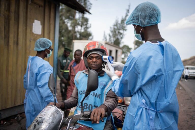 OMS e Africa CDC anunciam plano de 446 milhões de euros contra o Ébola até novembro