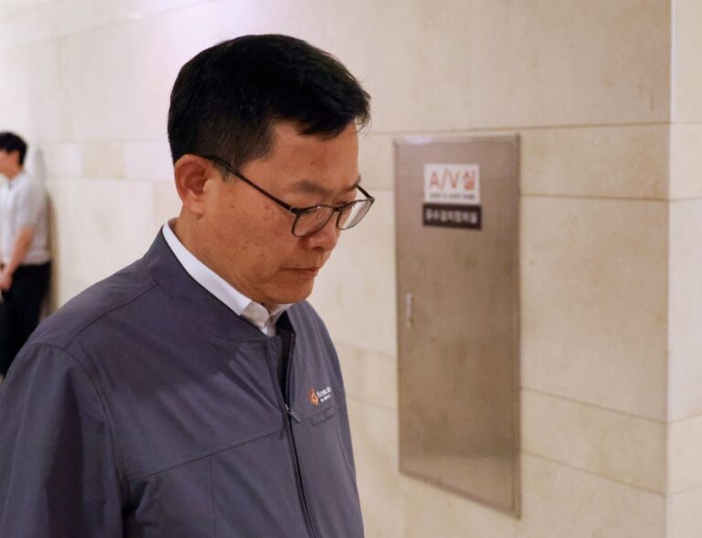Maior empresa sul-coreana de defesa suspende produção após explosão mortal