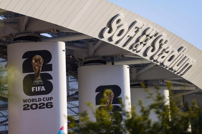 Trabalhadores de estádio do Mundial2026 nos EUA votam a favor de greve