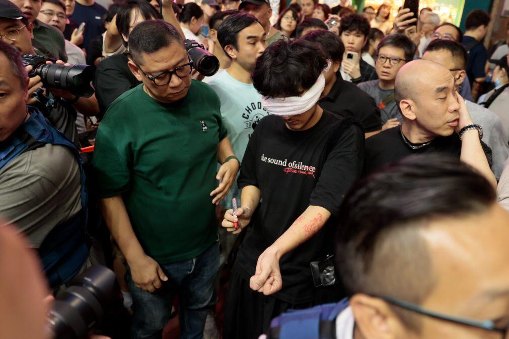 Sete pessoas detidas em Hong Kong no aniversário da repressão de Tiananmen