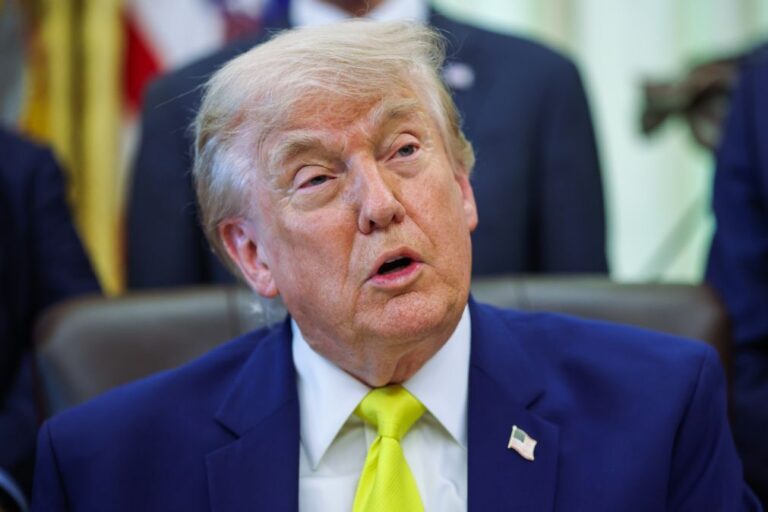 Trump condena ataque aéreo israelita contra o sul de Beirute