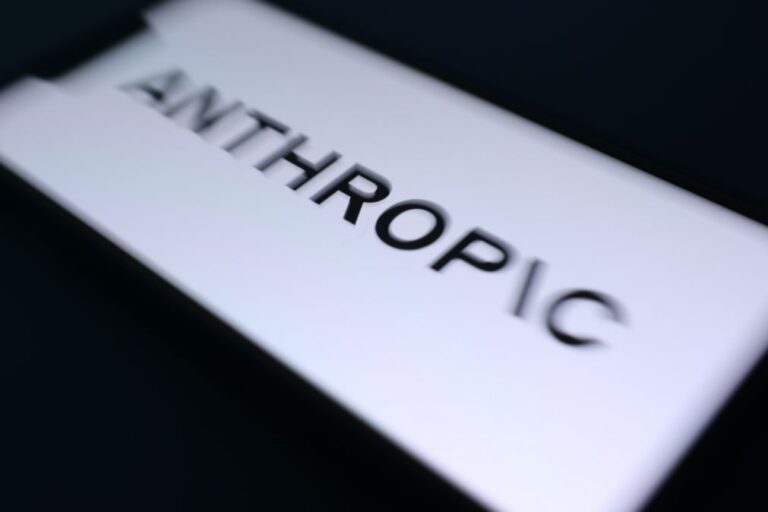 Japão pede explicações aos EUA após restrições no acesso a modelos de IA da Anthropic