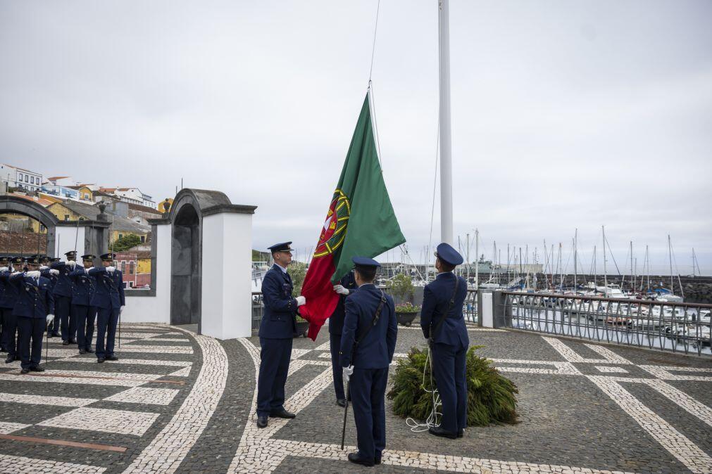 Presidente da República devolve ao parlamento decreto sobre bandeiras em edifícios públicos