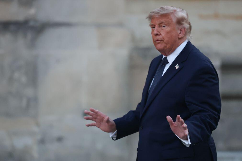 Trump nega que EUA venham a pagar 300 mil milhões de dólares a Teerão