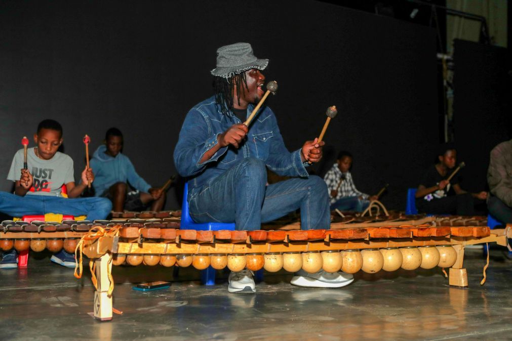 Xiquitsi leva timbila aos grandes palcos e projeta cultura moçambicana além-fronteiras
