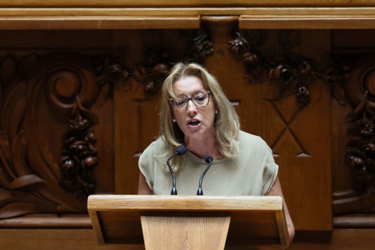 Proposta do Governo de revisão da legislação laboral votada hoje na generalidade