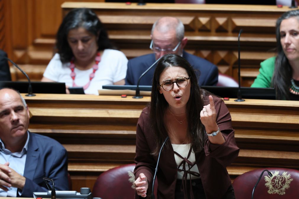 PS e Livre acusam AD de ter escondido revisão das leis laborais antes das eleições