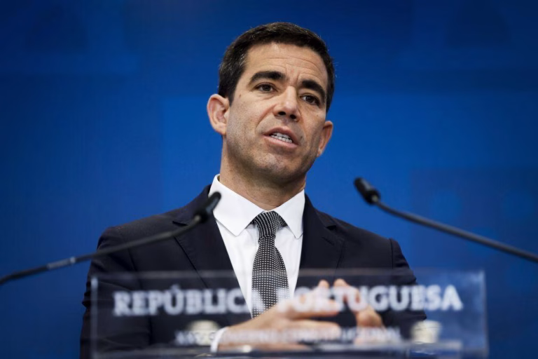 Ministro da Presidência diz que dados do INE mostram que imigração 