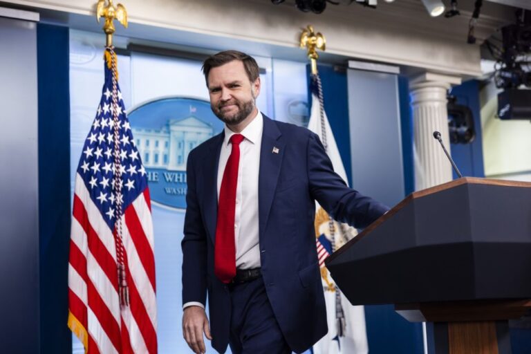 Irão: Período negocial de 60 dias começa hoje - vice-presidente dos Estados Unidos