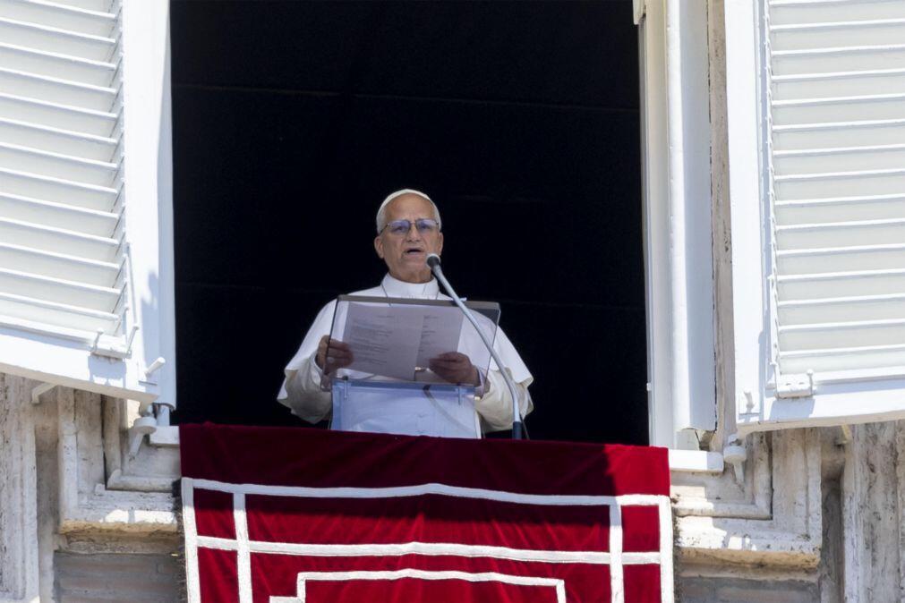 Papa pede aos líderes que acolham vítimas de perseguição