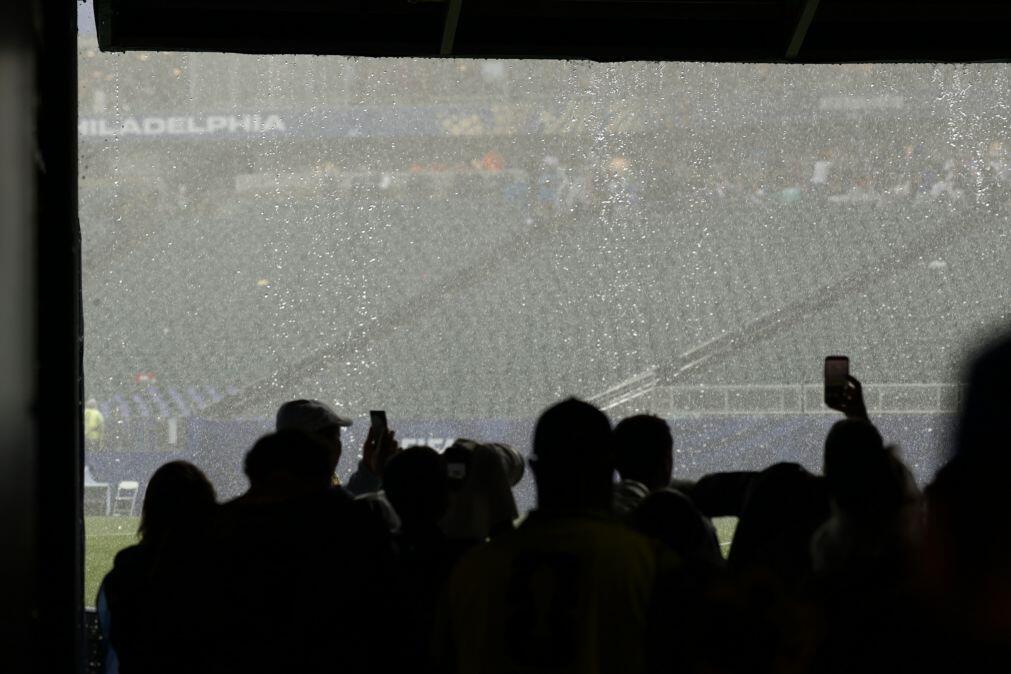 Retomado França-Iraque após ‘intervalo’ de duas horas