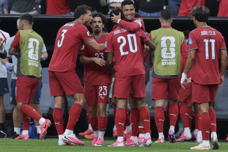 Mundial2026: Ronaldo ultrapassa Eusébio com 'bis' e sobe ao top 10 dos marcadores