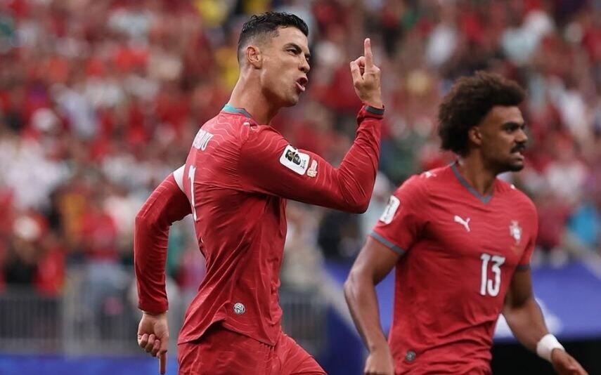 Cristiano Ronaldo A frase que disse para as câmaras após marcar dois golos contra o Uzbequistão