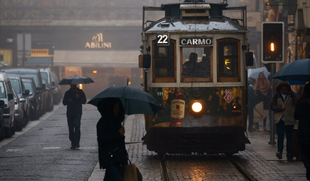 Tempo nesta quinta-feira será de aguaceiros e descida de temperatura em Lisboa e no Porto