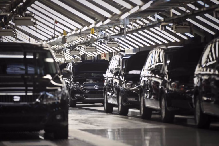 Fabricantes de automóveis apoiam apelo a Bruxelas por uma concorrência mais justa