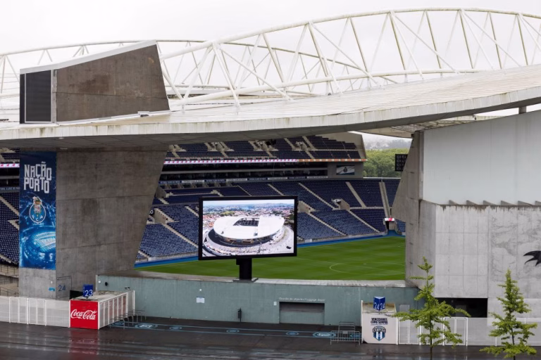 Tribunal Europeu dos Direitos Humanos condena Estado português a pagar ao FC Porto