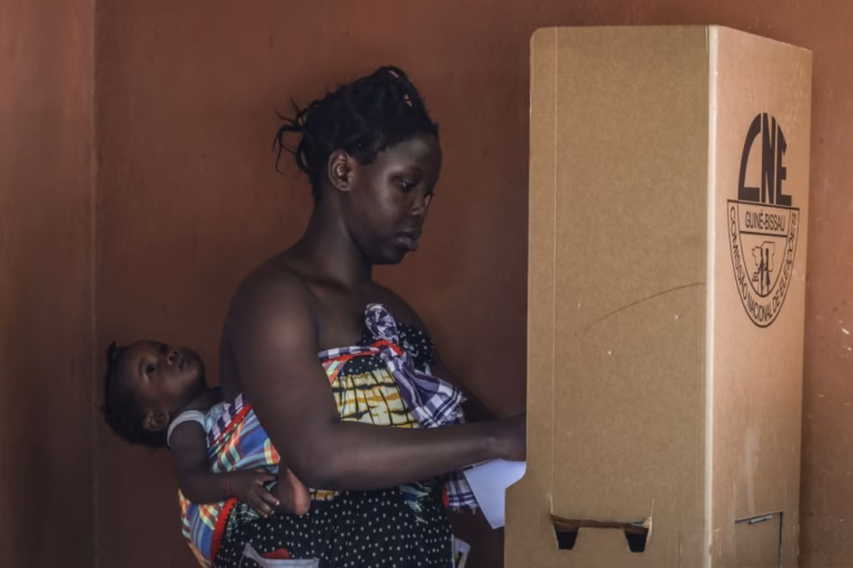 Presidente de transição convoca eleições gerais para 06 de dezembro na Guiné-Bissau