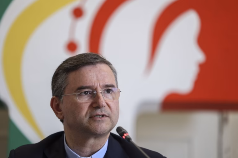 Cardeal Américo Aguiar pede 