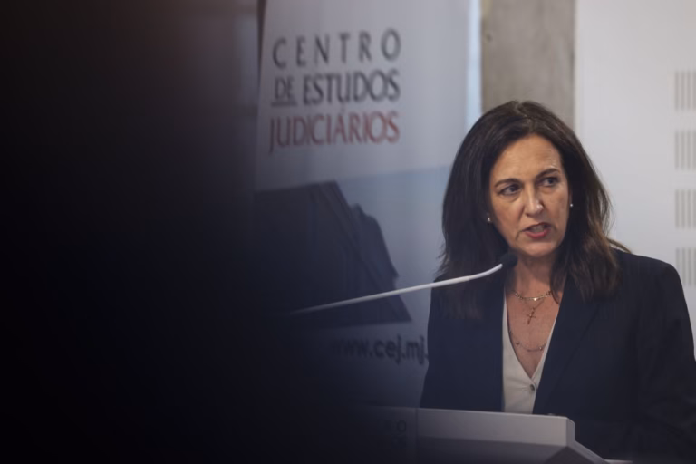 Ministra divulga número recorde de vagas para formação de magistrados