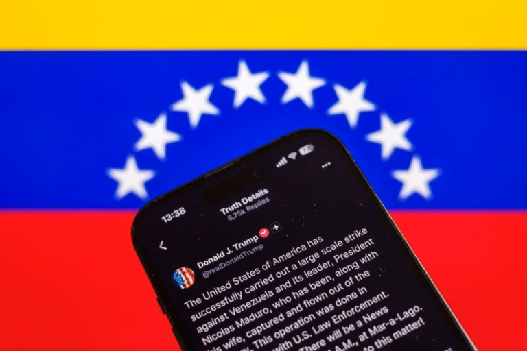 Justiça argentina pede a EUA extradição de ex-presidente venezuelano Nicolás Maduro