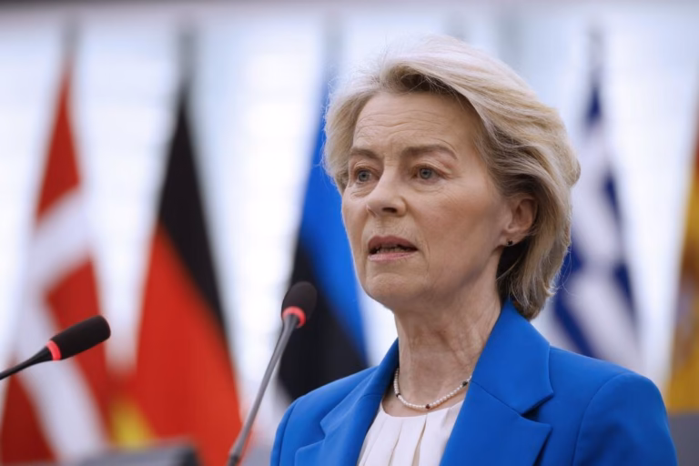 Von der Leyen promete investimento na segurança do Ártico perante poder bruto