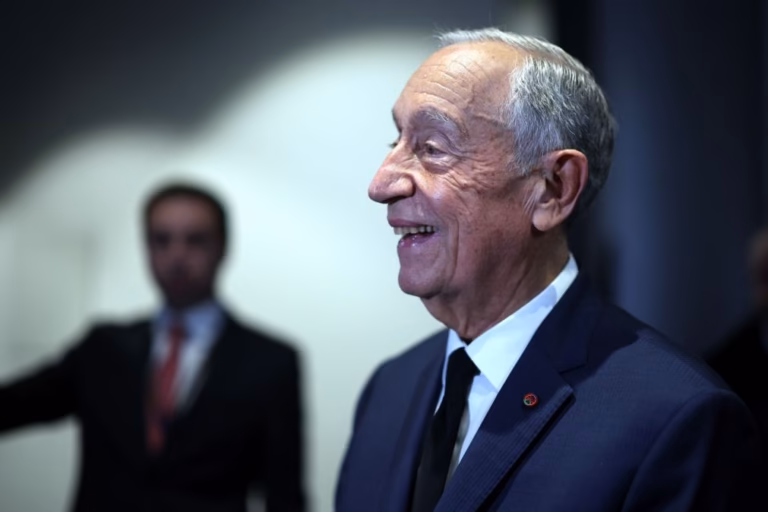 Marcelo despede-se do Parlamento Europeu com aviso aos jovens de que UE não é 