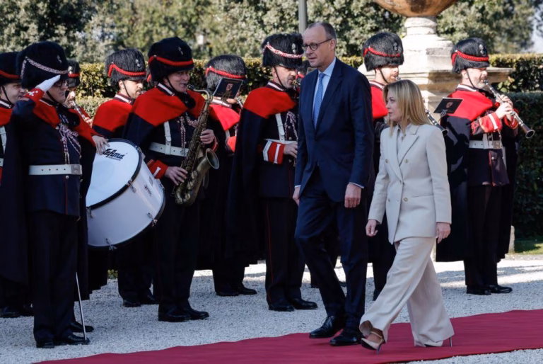 Itália e Alemanha defendem reforço do pilar europeu da NATO