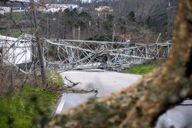 Um morto e um ferido em trabalhos de reparação de estruturas elétricas em Leiria