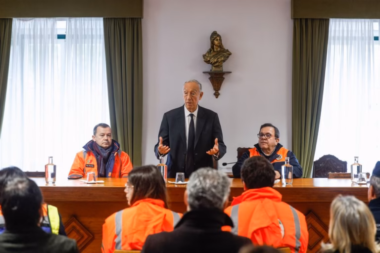 Marcelo diz que Forças Armadas estão automaticamente convocadas em calamidades