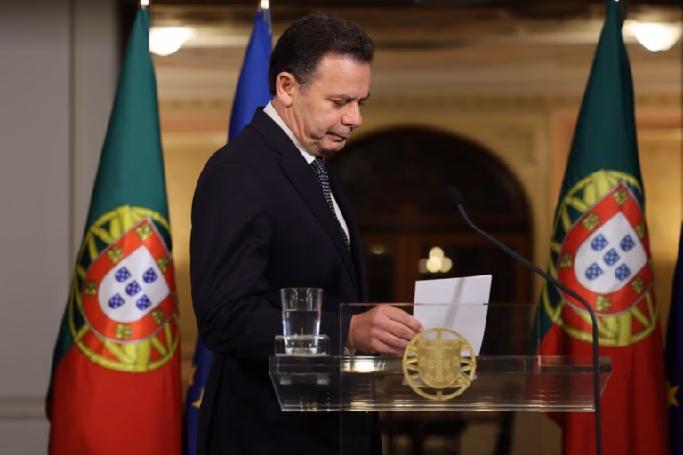 Partidos e Governo com consenso para adiar debate quinzenal com primeiro-ministro para sexta-feira