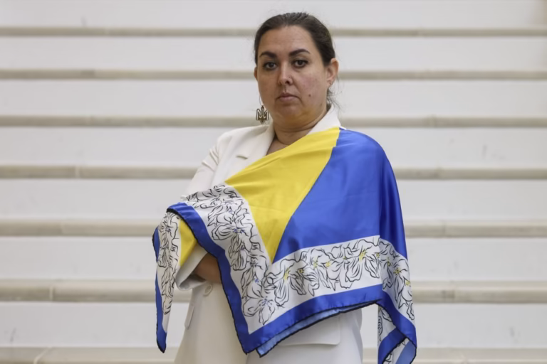 A este ritmo levará décadas para recuperar crianças raptadas pela Rússia - Comissária ucraniana