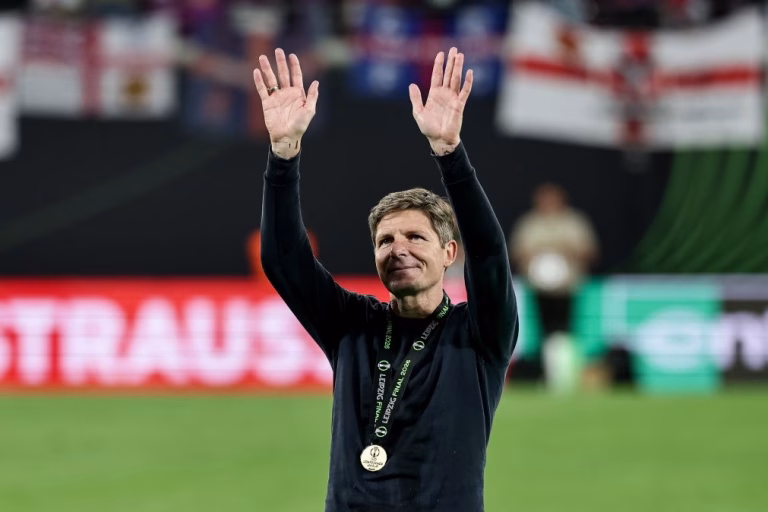 Austríaco Oliver Glasner é o novo treinador do Nottingham Forest