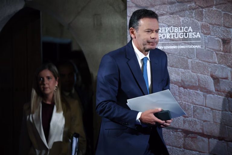 Montenegro felicita EUA e destaca 