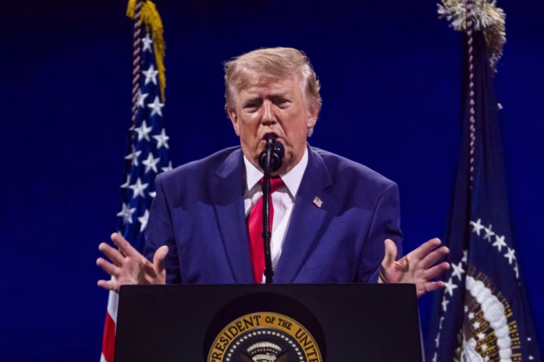 Presidente americano confirma ter pedido à FIFA reavaliação de cartão vermelho
