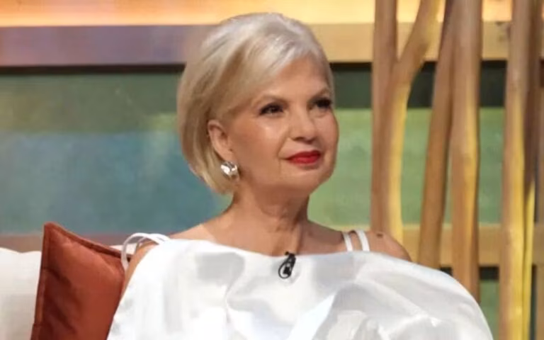 Casados – Acusada de estar no programa por dinheiro? Paula responde à letra: “Deixei de trabalhar…”