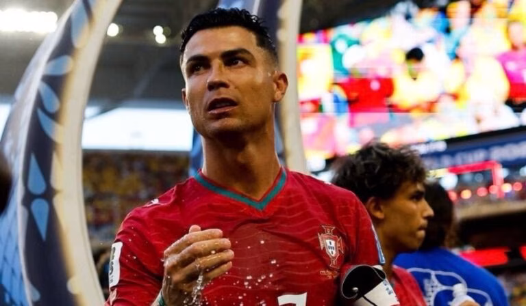 Cristiano Ronaldo: Surpresa! Não vai acreditar no novo capítulo na carreira do craque, longe dos relvados