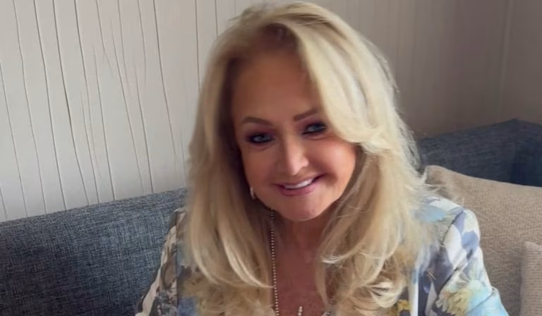 Morreu Bonnie Tyler, aos 75 anos. Estava internada em Portugal