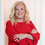 Logotipo Teresa Guilherme Arrasa atuais reality shows da TVI: “Isto como está, está um desastre”