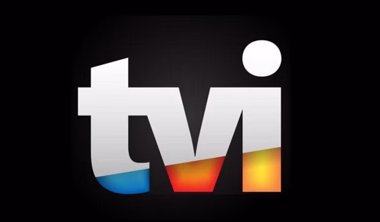 TVI – Conhecido rosto do canal já não está assim! Eis o antes e depois do procedimento: “Adoro”